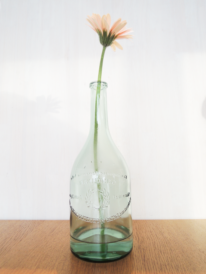 ヌーベル月桂冠の花瓶